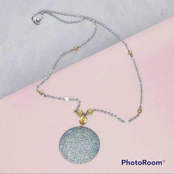20” Silver chain and pendant with Gold Glass beads. - Picture 1 of 2